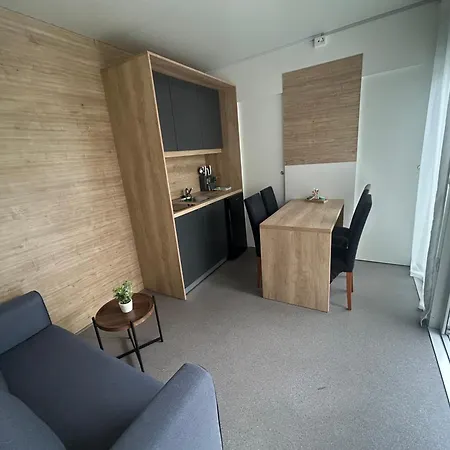 Tiny Homes Smarna Apartament